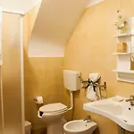 Ninetta Frühstückspension 4*
