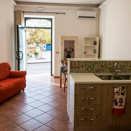 Ninetta Bed & Breakfast 4*